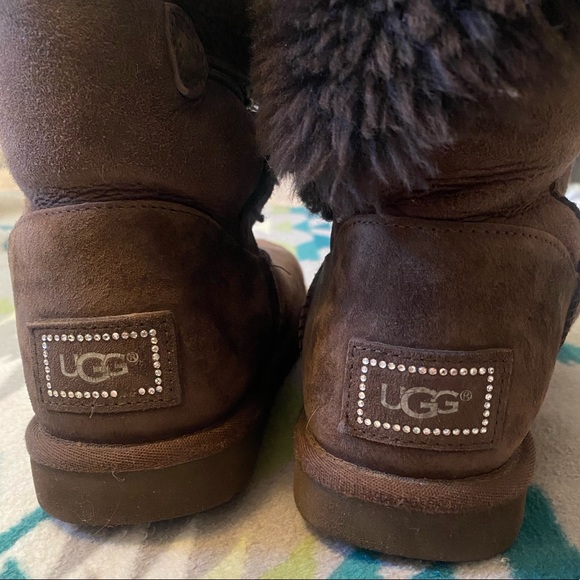 Ugg Boots - Picture 2 of 2
